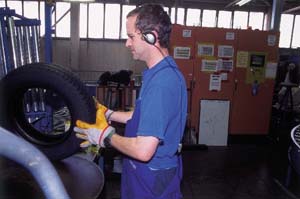 ���K݆̥��Cooper Tires��ISO14001�h(hu��n)���J(r��n)�C����Ҫһ�h(hu��n)